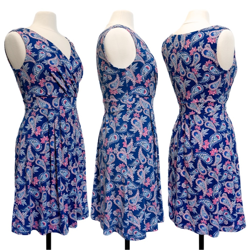 Lands' End | Knee Length Fit & Flare Dress | Blue Paisley | Medium Petite 10-12 - Picture 8 of 10